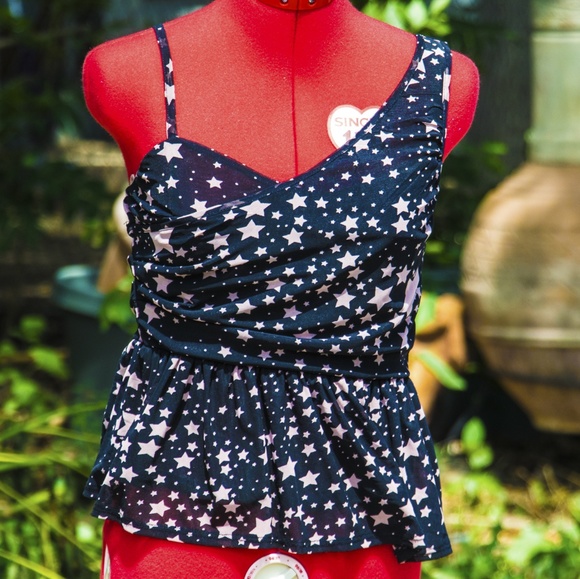 Asymmetrical peplum top w/ stars - Picture 1 of 5